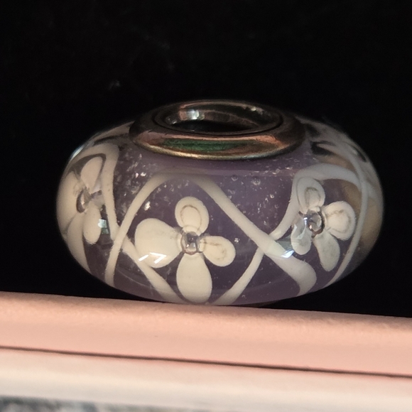 Purple Floral Glass Bead Charm - Picture 1 of 3